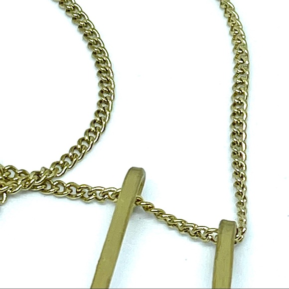 Rectangular Area Stars Necklace - Picture 3 of 4